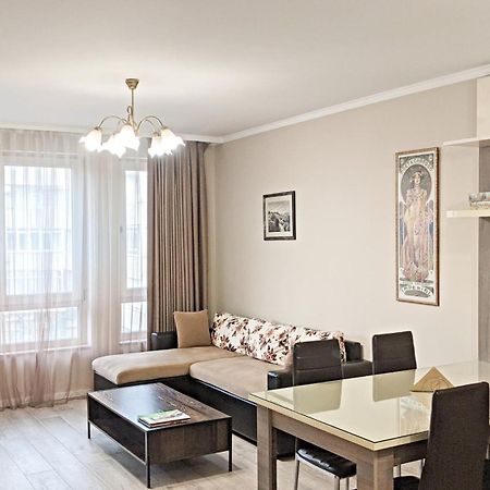 Lux 2 Central Apartment With Garage Plovdiv Kültér fotó