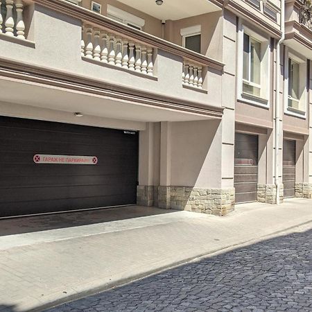 Lux 2 Central Apartment With Garage Plovdiv Kültér fotó