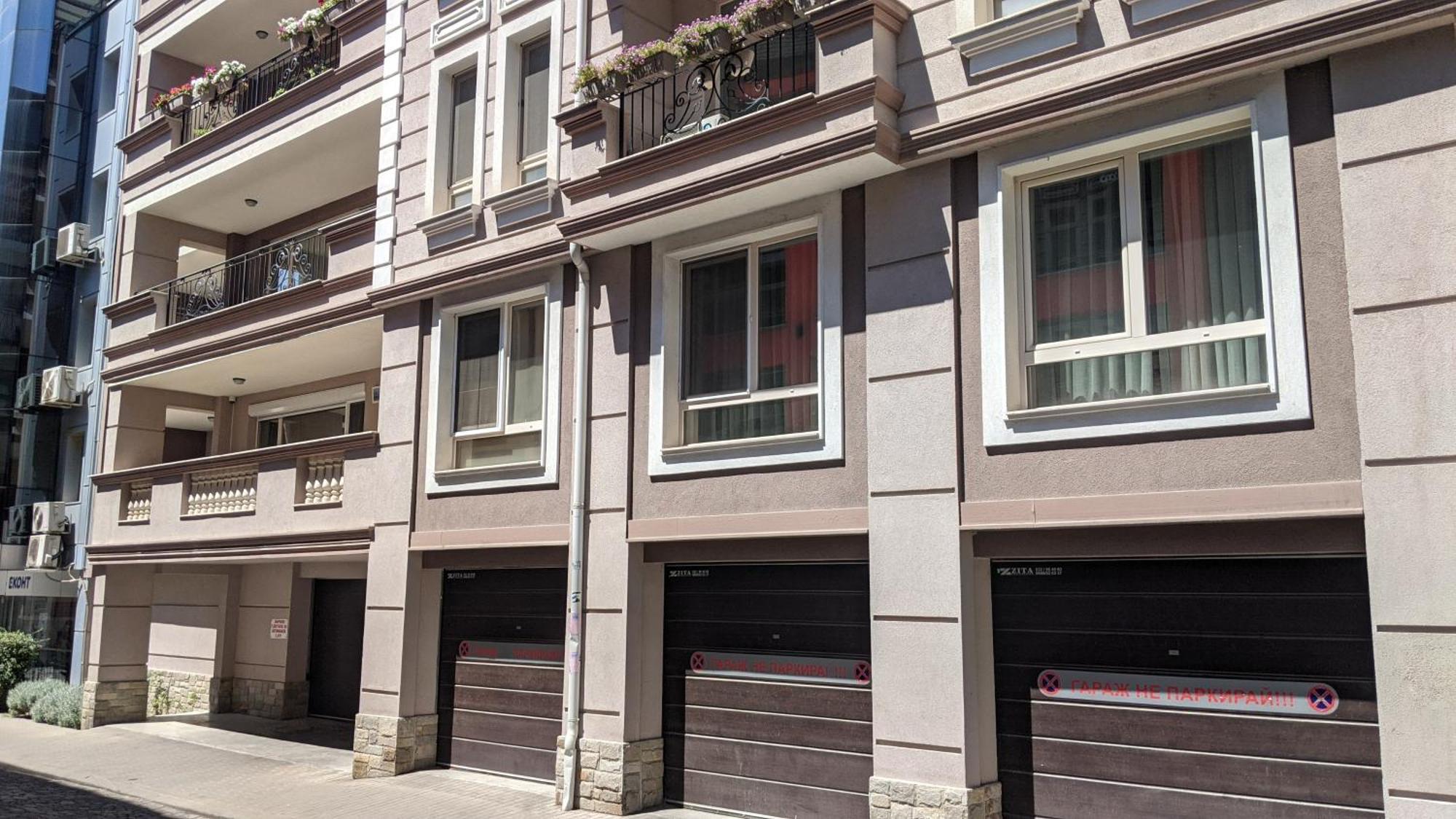Lux 2 Central Apartment With Garage Plovdiv Kültér fotó